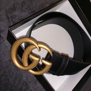 gucci belt for sale!! worn a few times